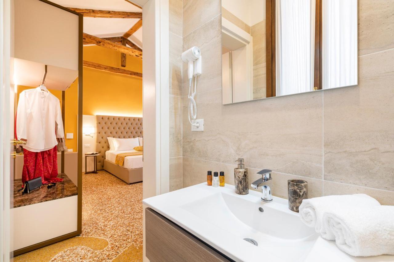 Residenza La Duchessa Deluxe Rooms Venise Extérieur photo