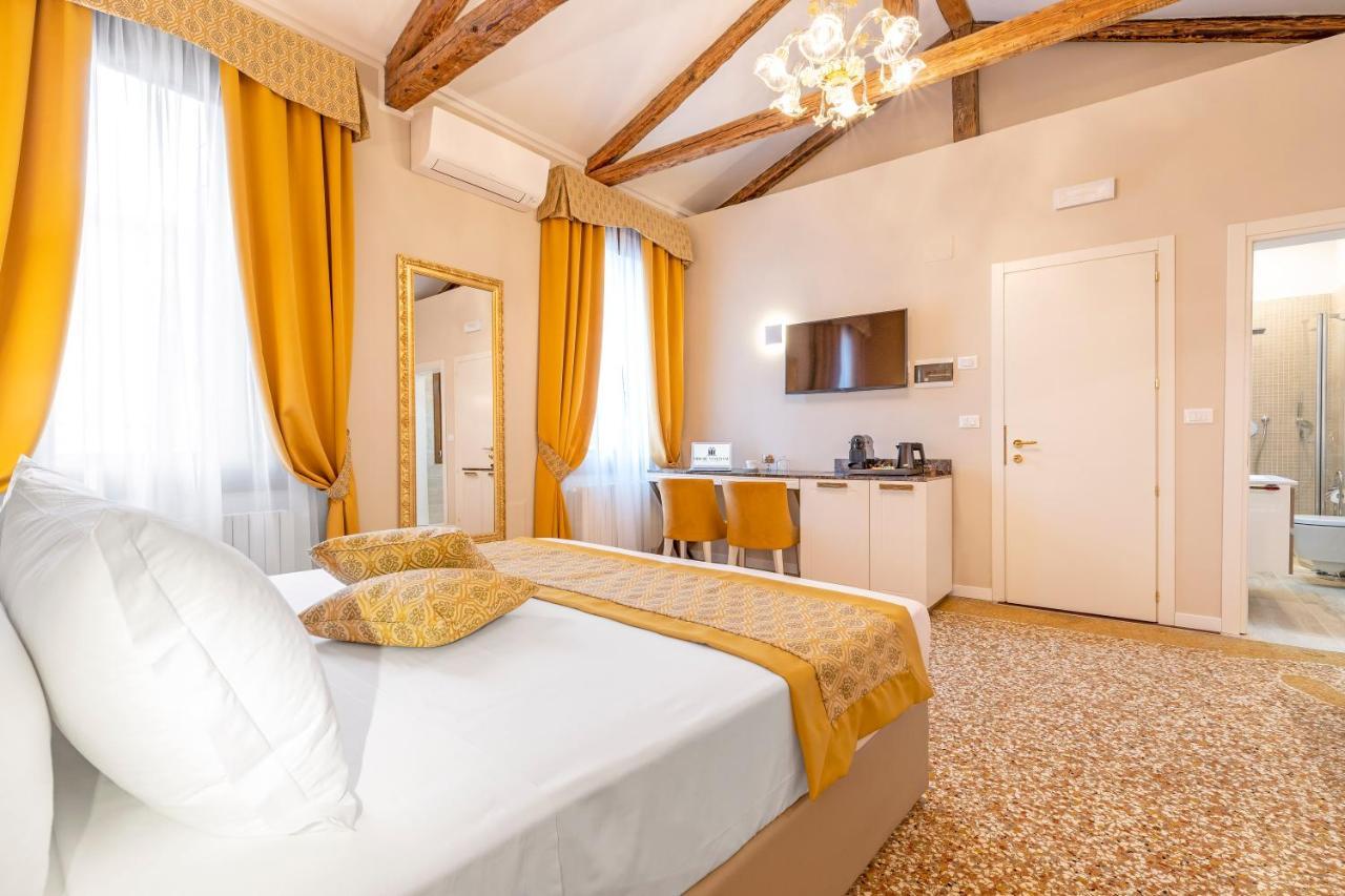 Residenza La Duchessa Deluxe Rooms Venise Extérieur photo