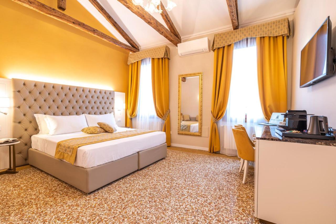 Residenza La Duchessa Deluxe Rooms Venise Extérieur photo