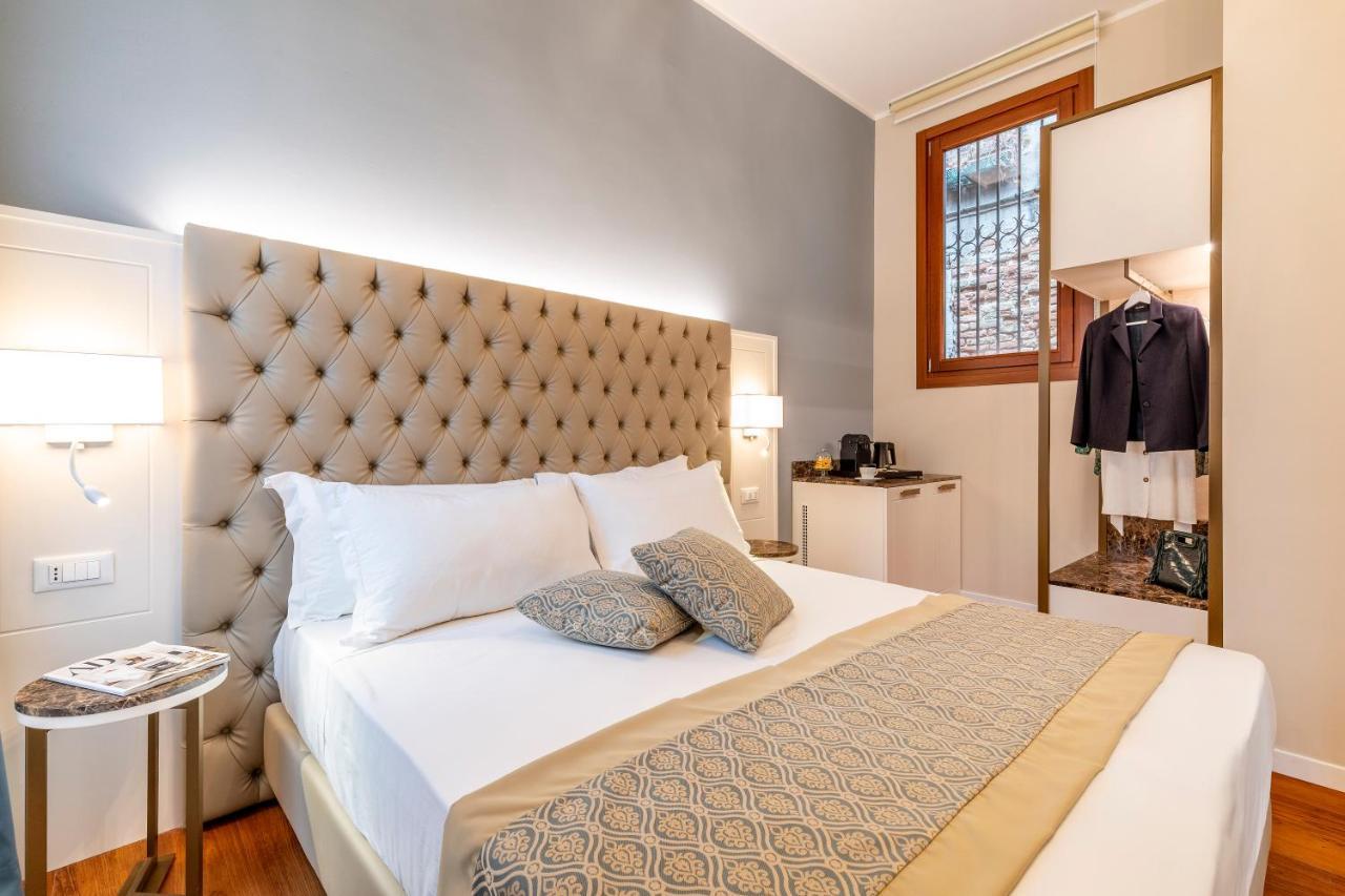 Residenza La Duchessa Deluxe Rooms Venise Extérieur photo