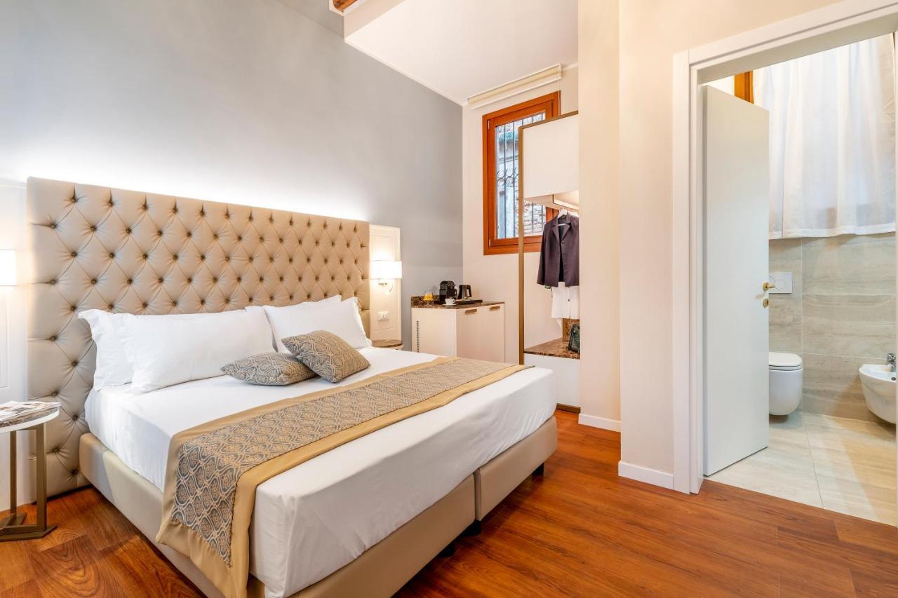Residenza La Duchessa Deluxe Rooms Venise Extérieur photo